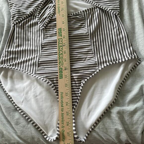 Altheta Womens One Piece Swim Suit Size LT Tie Front Beach Vacation Resort - Picture 9 of 11